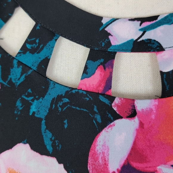 Eliza J Multi Color Floral Fit-N-Flare Pleated Sleeveless Midi Dress Sz 8 NEW - Picture 9 of 15